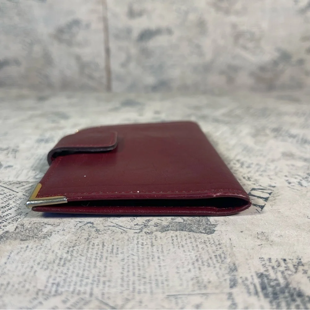Prince Gardner Vintage Burgundy Leather Bifold Wallet ID Card Holder